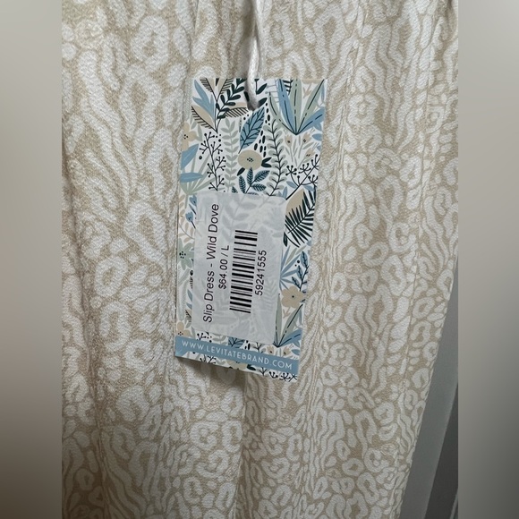 NWT Levitate Summer Dress - Picture 3 of 4